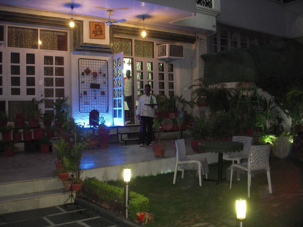 Rams Inn Нью-Дели Номер фото